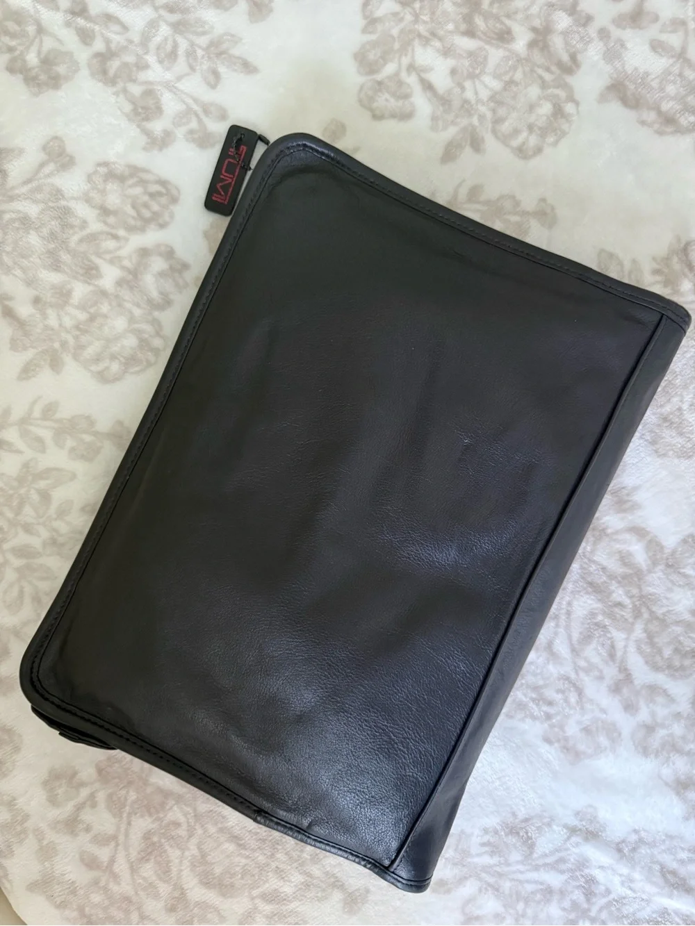 Tumi Alpha Black Leather Laptop Sleeve Document Clutch Attache Case